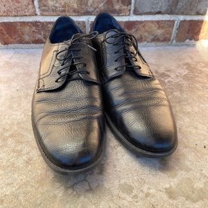 Cole haan mens shoes, size 10.5, black, leather and manmade